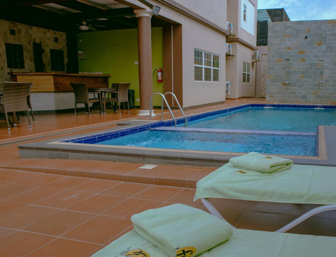 Frederick'S Lodge Kumasi Eksteriør bilde